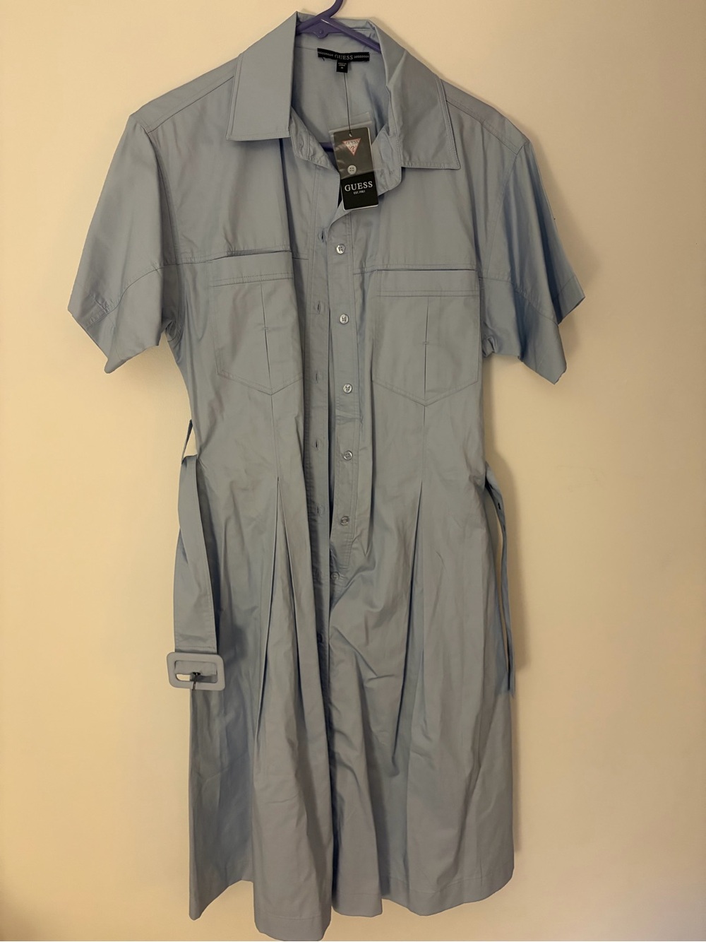 GUESS Light Blue Short-Sleeve Button-Front Dress Shirt with Belt